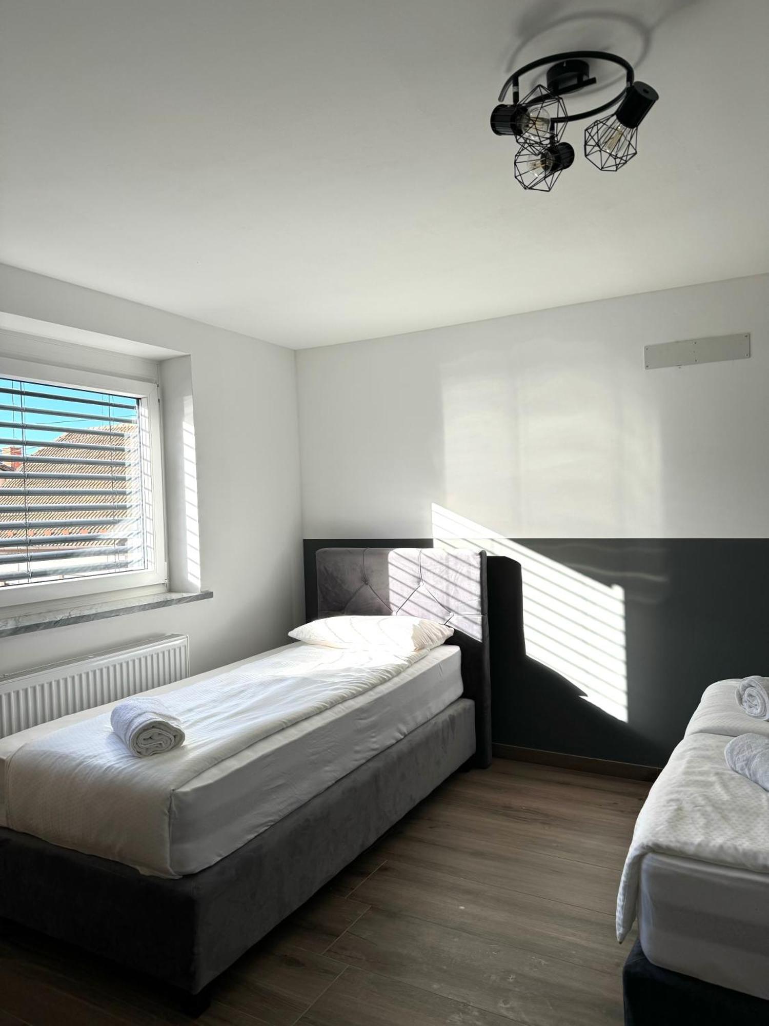 L&L Rooms Maribor Dış mekan fotoğraf